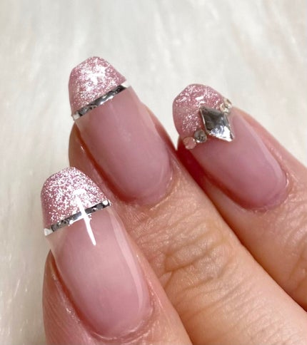 にゅん on LIPS 「ネイルタウンのマグネットジェル、ワンコインでお釣りが来てこの可..」(4枚目)