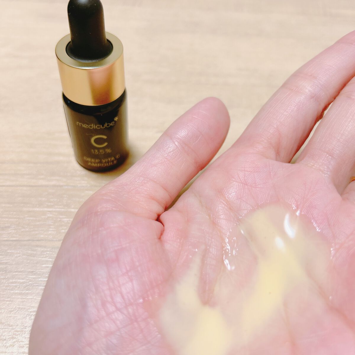 ディープビタCアンプル/MEDICUBE/美容液を使ったクチコミ(3枚目)