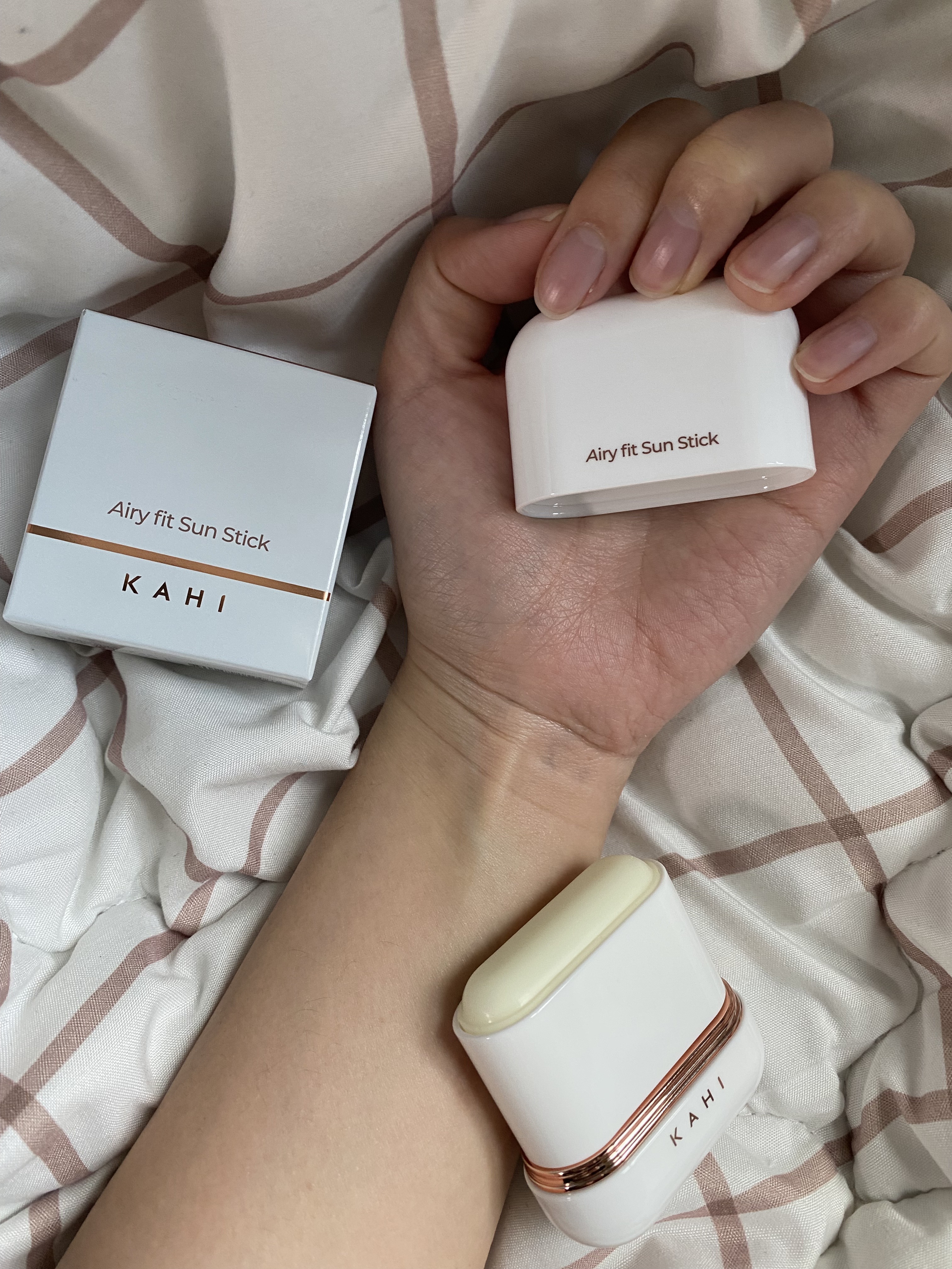 エアリーフィットサンスティック/KAHI/日焼け止めスティックを使ったクチコミ（3枚目）