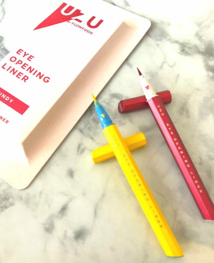 EYE OPENING LINER/UZU BY FLOWFUSHI/リキッドアイライナーを使ったクチコミ(1枚目)