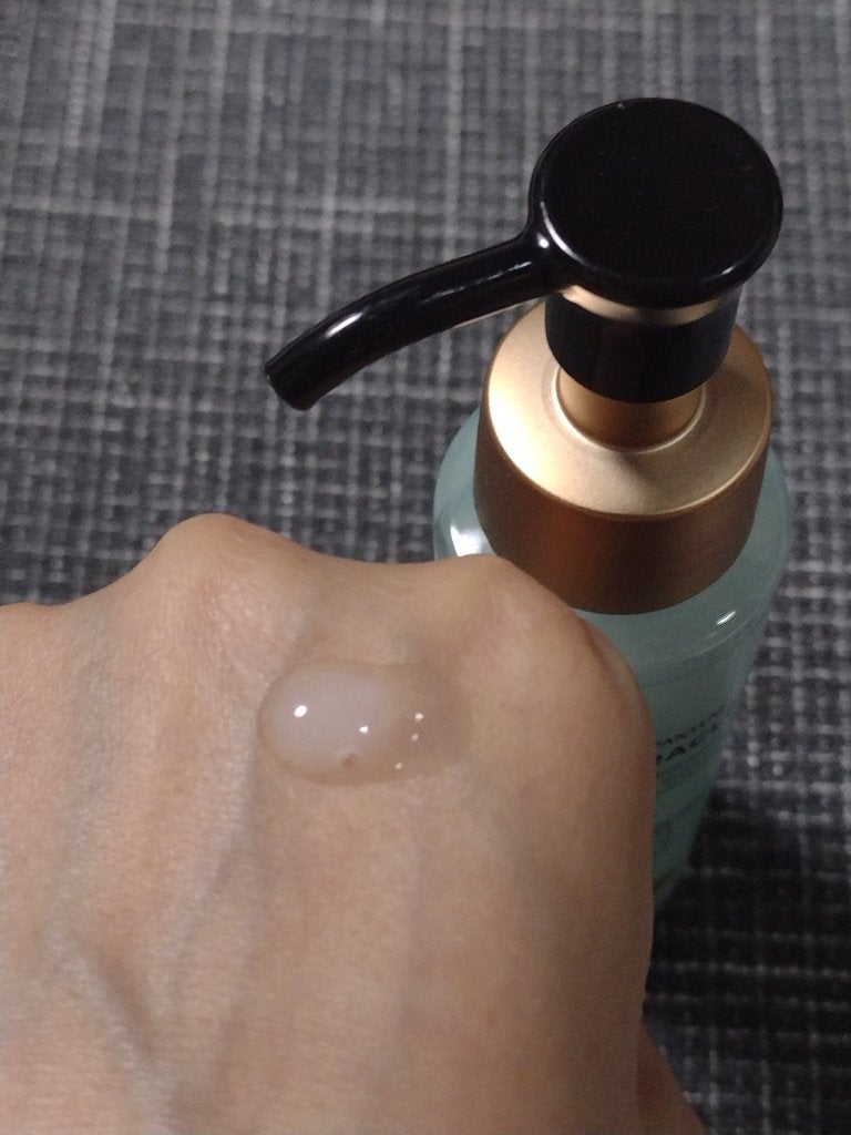 ミラクルズ うるおいブーストミルクウォーターセラム/パンテーン/アウトバストリートメントを使ったクチコミ(2枚目)