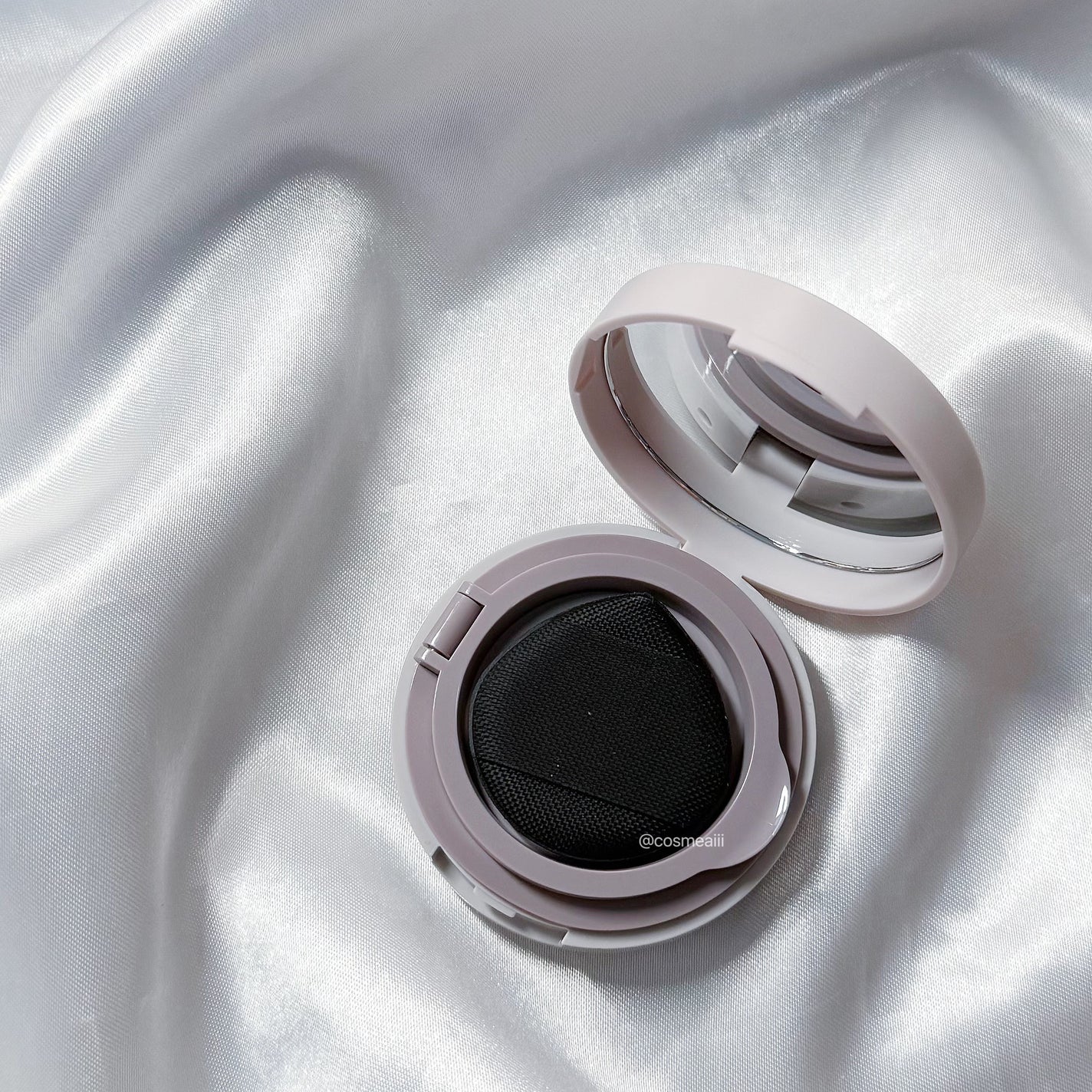 スーン クッションコンシーラー /エリザベス/クッションファンデーションを使ったクチコミ(3枚目)