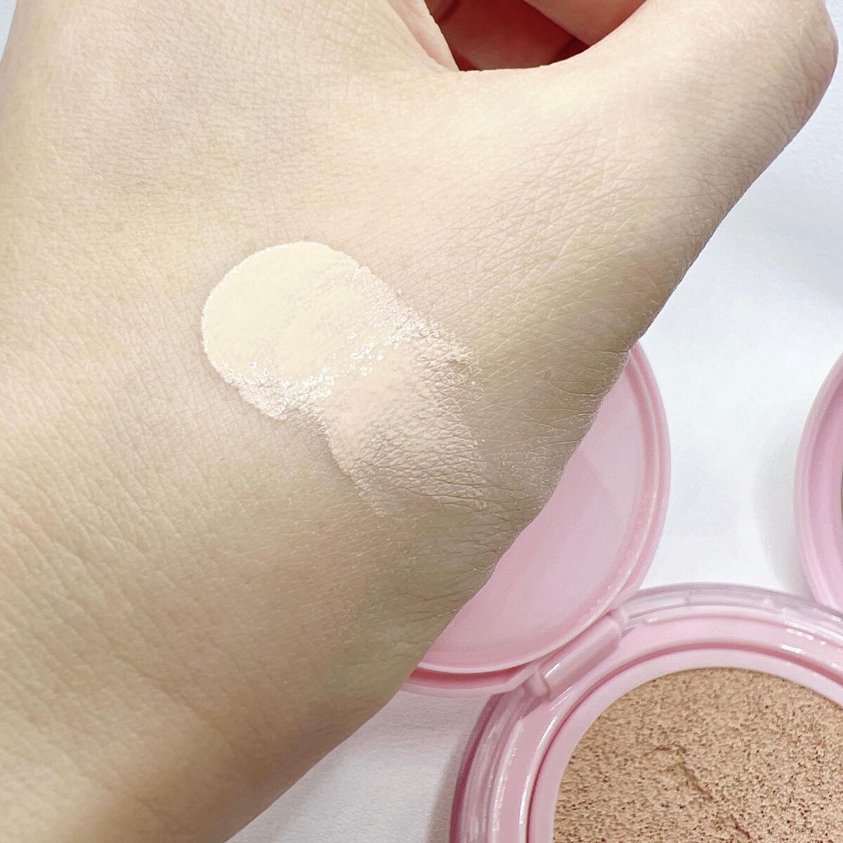 ワンダーベルベットラスティングクッション/i’m meme/クッションファンデーションを使ったクチコミ(5枚目)