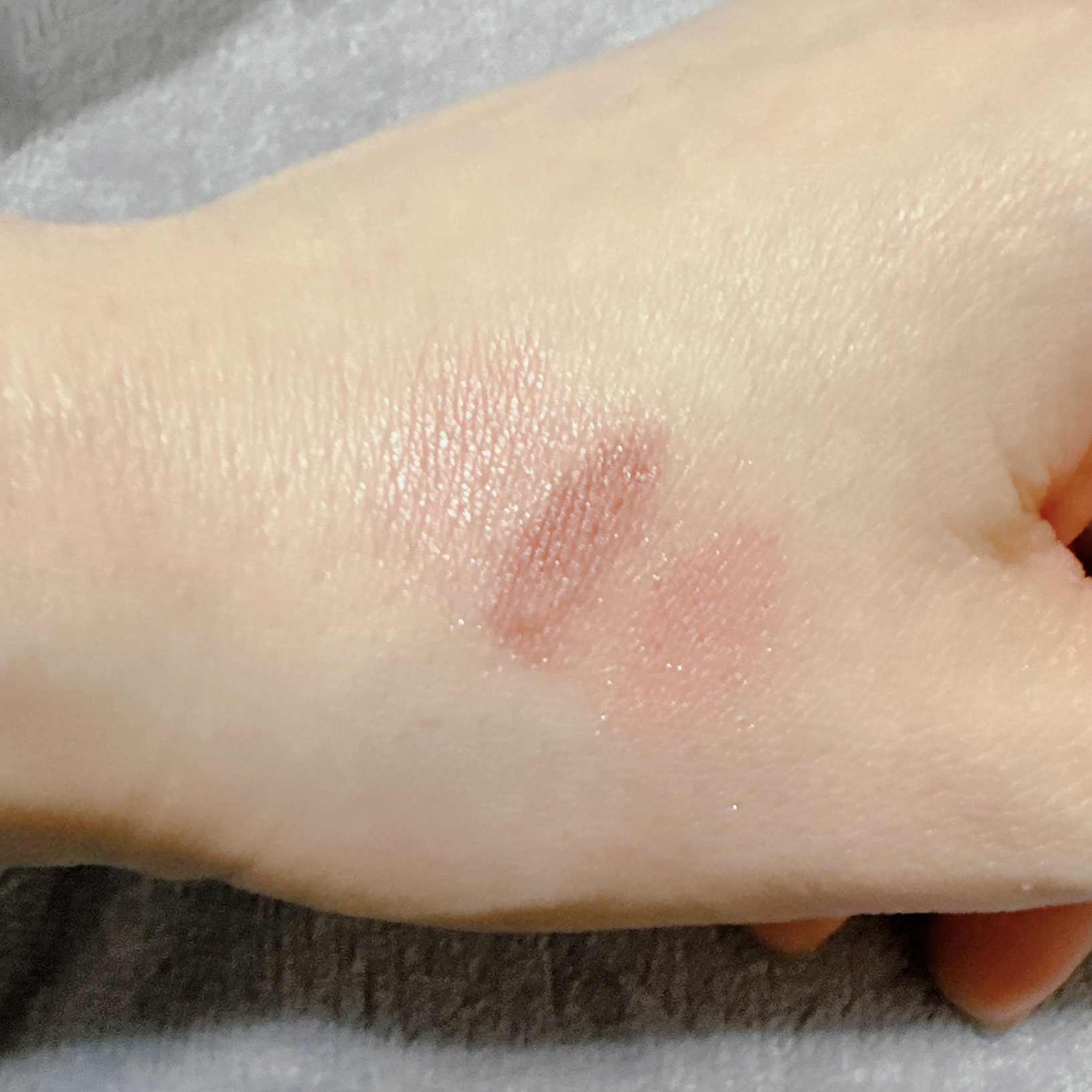 ジョイココ エアリーアイシャドウ/Joy.coco(ジョイココ)/単色アイシャドウを使ったクチコミ（3枚目）