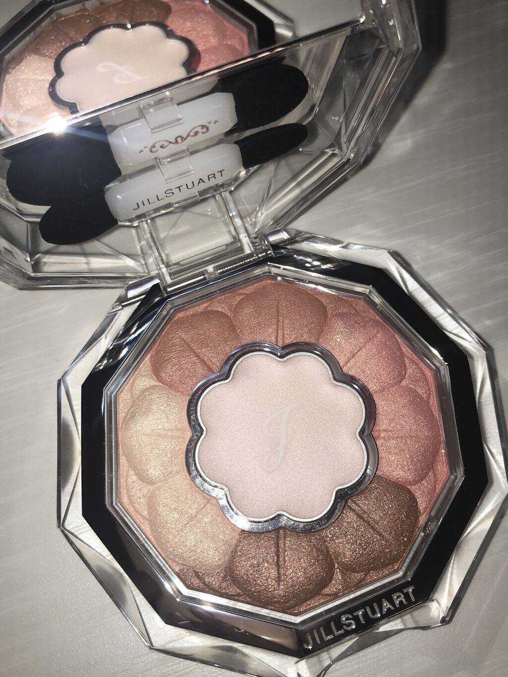 ジルスチュアート ブルームクチュール アイズ/JILL STUART/アイシャドウパレットを使ったクチコミ（2枚目）