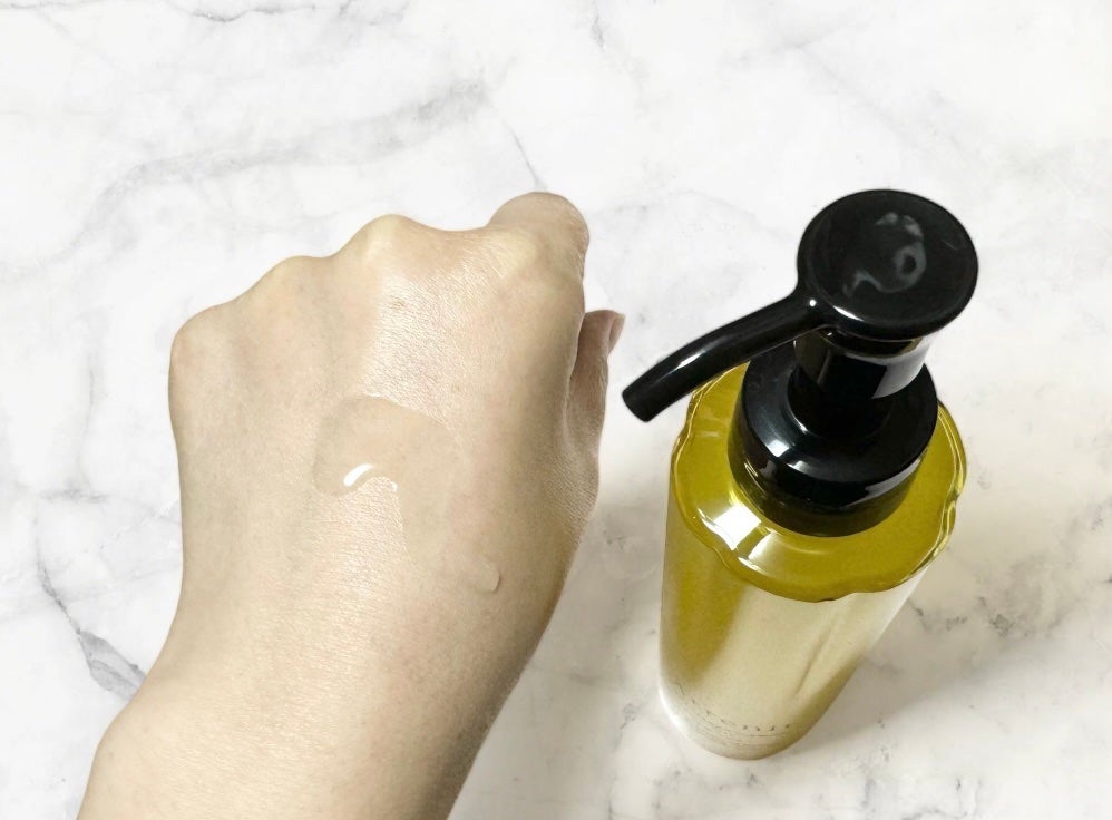 スキンクリア クレンズ オイル <アロマタイプ>/アテニア/オイルクレンジングを使ったクチコミ(2枚目)