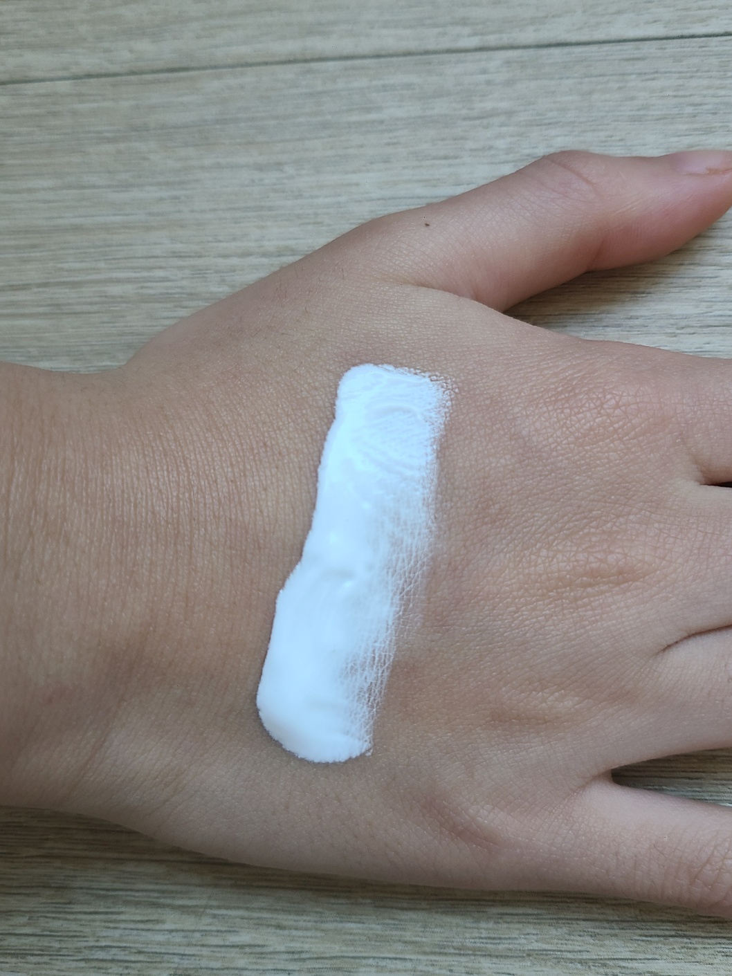 シークレットソルーションウェディングドレスピュアクリーム/It's skin/フェイスクリームを使ったクチコミ（2枚目）