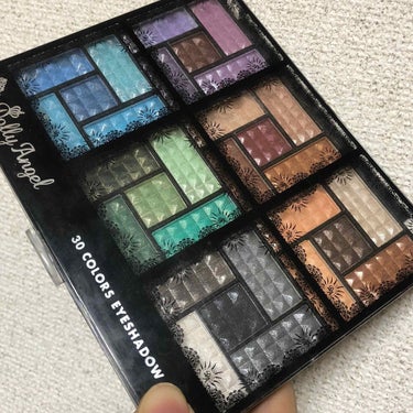 30COLORSEYESHADOWPALETTE/Dolly Angel/アイシャドウパレットを使ったクチコミ（1枚目）