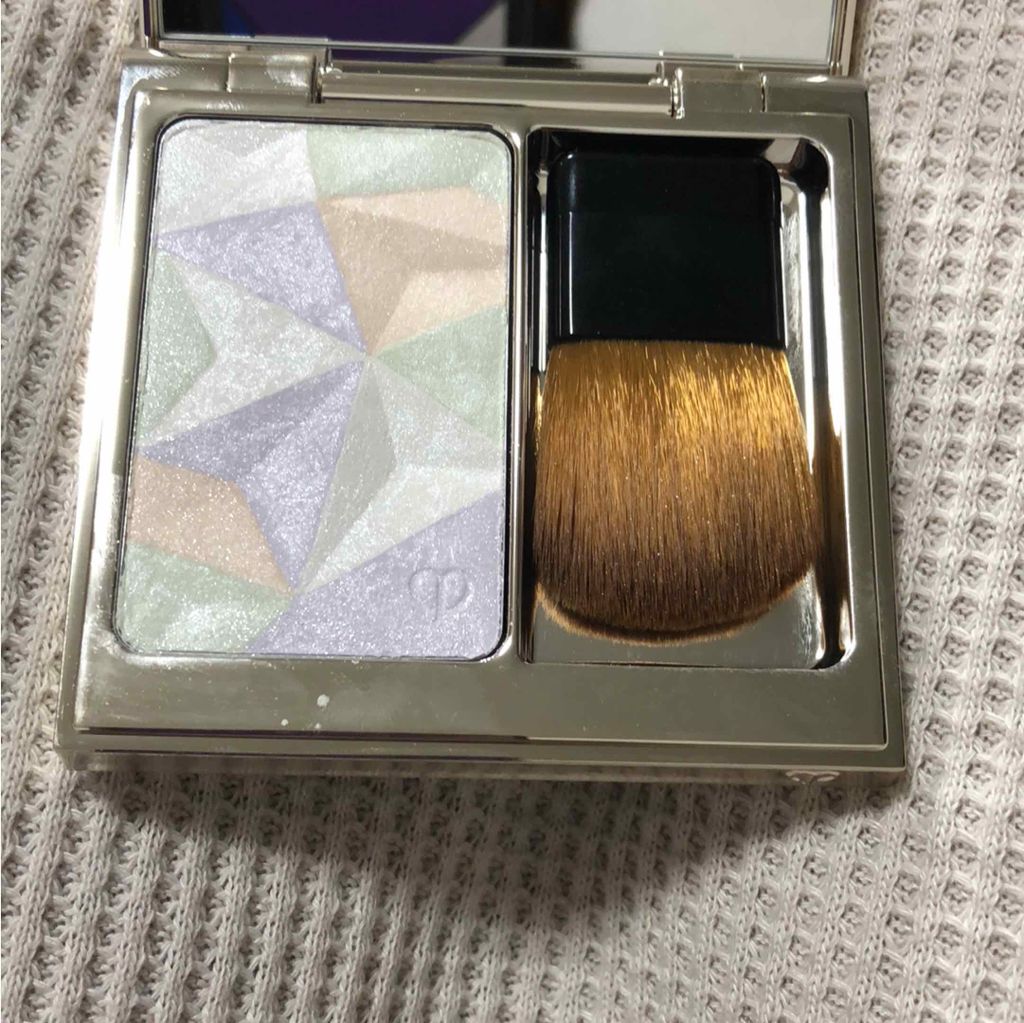 クレ・ド・ポー ボーテ レオスールデクラ/クレ・ド・ポー ボーテ/パウダーハイライトを使ったクチコミ(2枚目)