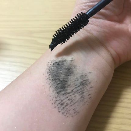 ももか on LIPS 「NARSの黒のマスカラこれ一本でほんとにのびる!ほんとにめちゃ..」(2枚目)