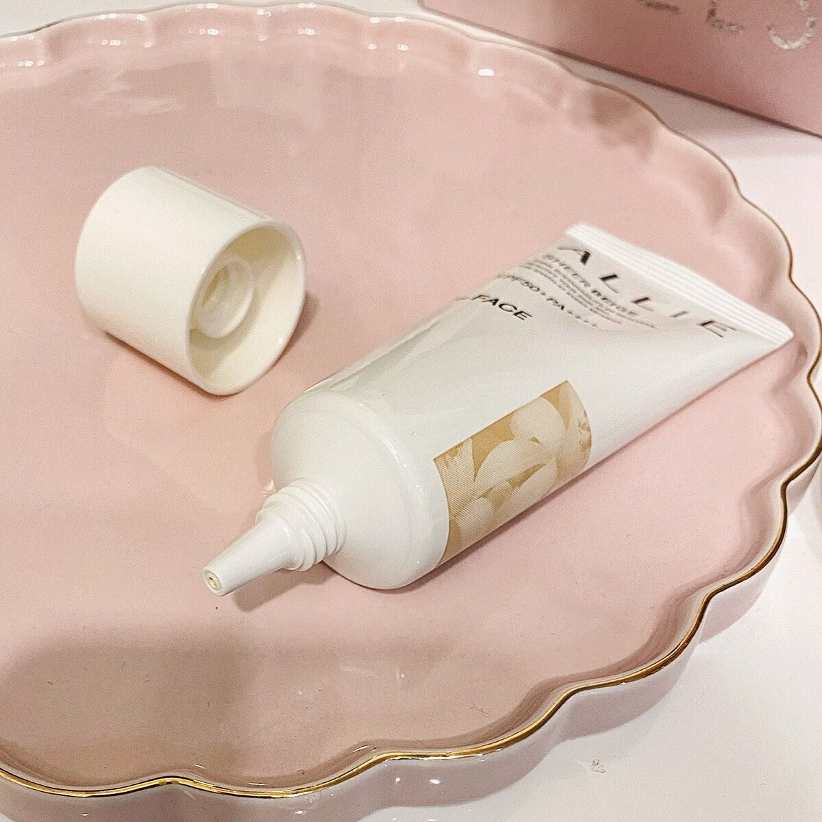 アリィー クロノビューティ カラーチューニングUV/アリィー/日焼け止めクリームを使ったクチコミ（3枚目）