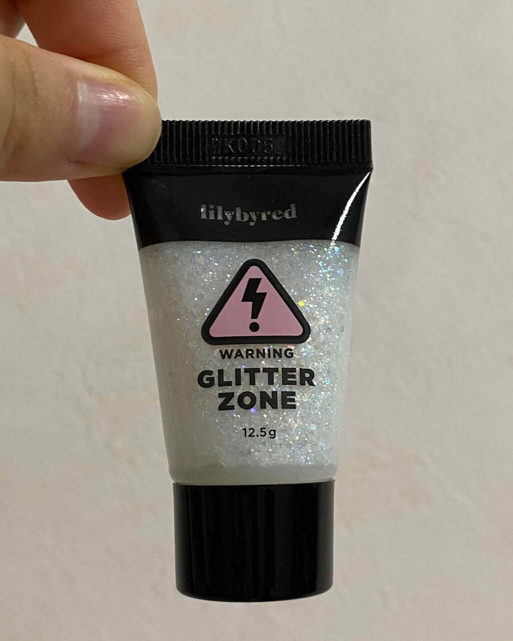 グリッターゾーン THUNDER/lilybyred/グリッターを使ったクチコミ（1枚目）