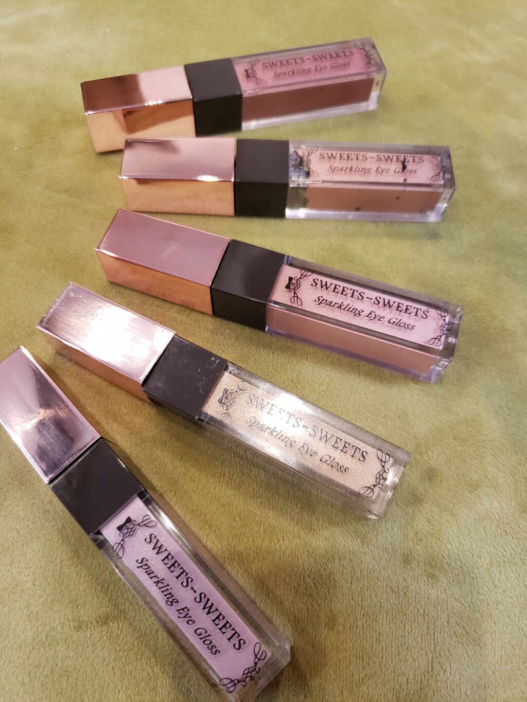 スパークリングアイグロス/スウィーツ スウィーツ/リキッドアイシャドウを使ったクチコミ（1枚目）