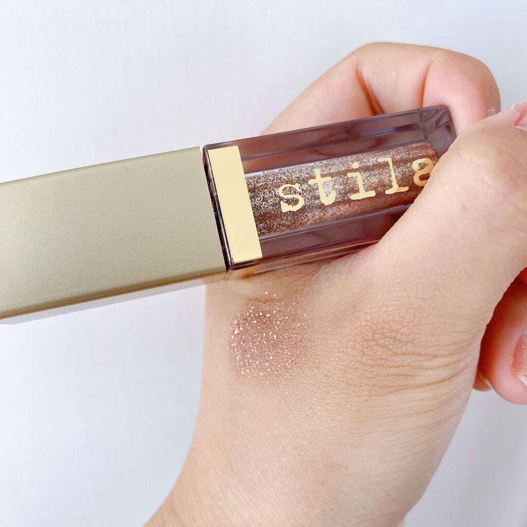 グリッター&グロウ リキッドアイシャドウ/stila/グリッターを使ったクチコミ(2枚目)