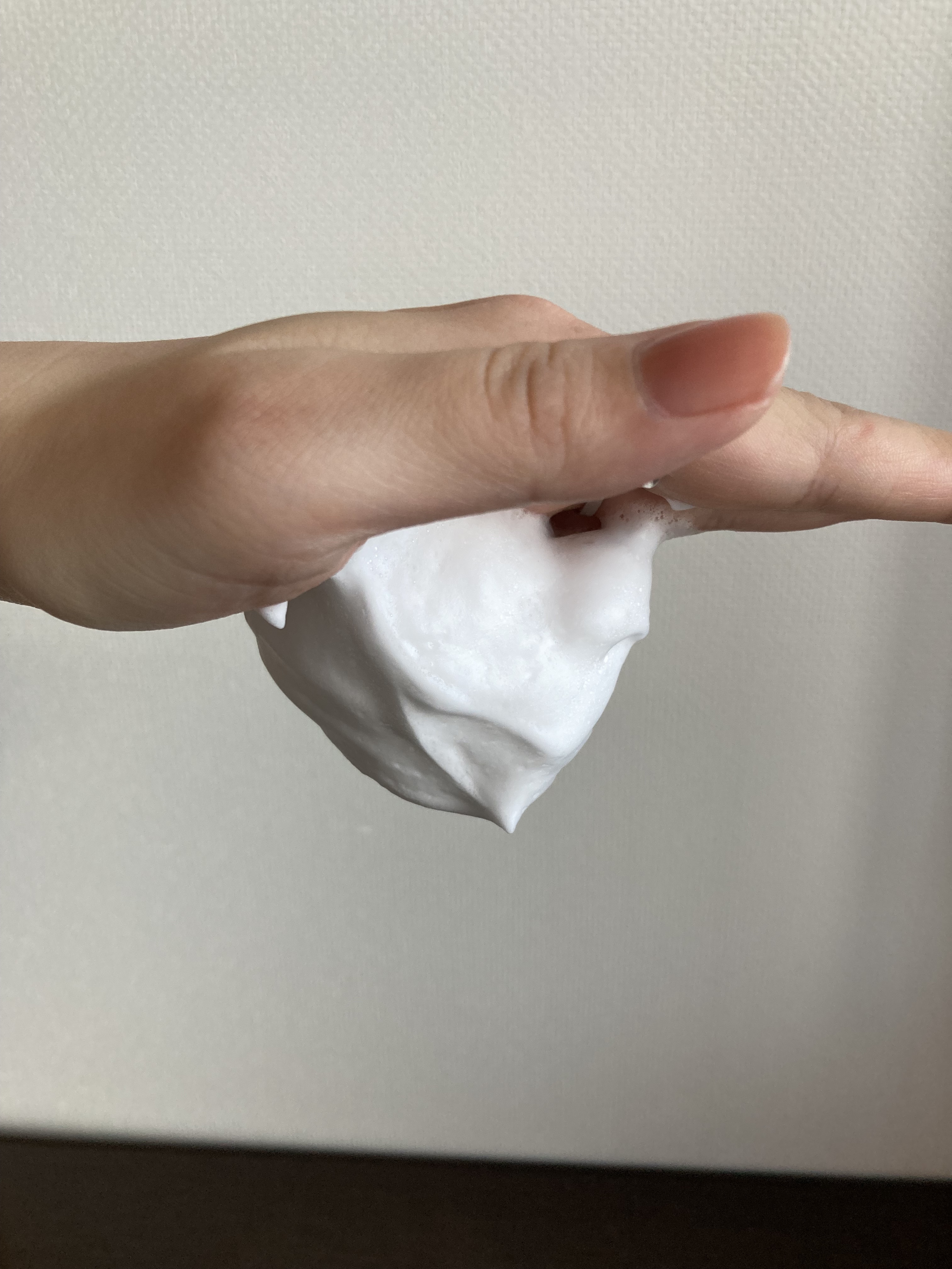 クリームケア ボディウォッシュ W保水美肌 フローラルブーケの香り/ニベア/ボディソープを使ったクチコミ（2枚目）