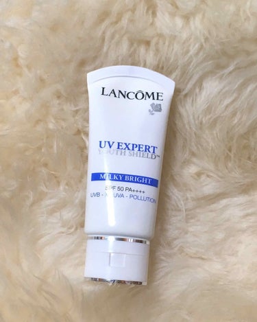 LANCOME UV エクスペール クリアのクチコミ「伸びが良く、しっかり密着してくれます。
ベタつきもありません！

石鹸のような重みのある香りが.....」（1枚目）