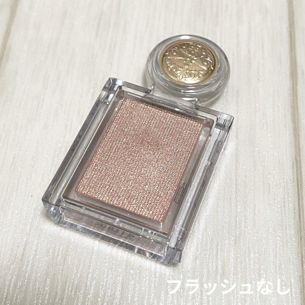 シャドーカスタマイズ/MAJOLICA MAJORCA/単色アイシャドウを使ったクチコミ(2枚目)