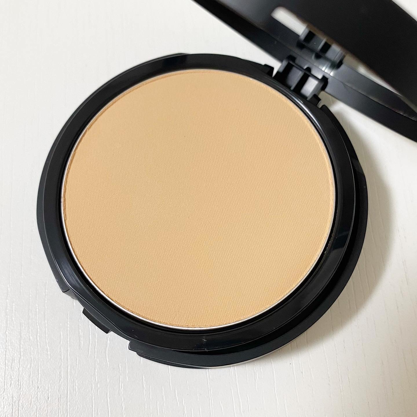 ベアプロ 16HR パウダー ファンデーション/bareMinerals/パウダーファンデーションを使ったクチコミ（2枚目）