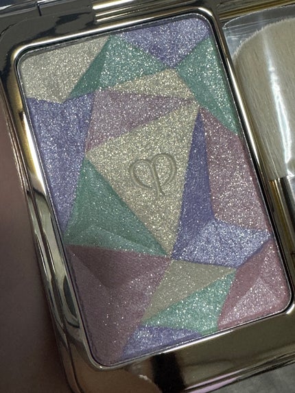 ル・レオスールデクラ /クレ・ド・ポー ボーテ/パウダーハイライトを使ったクチコミ(4枚目)