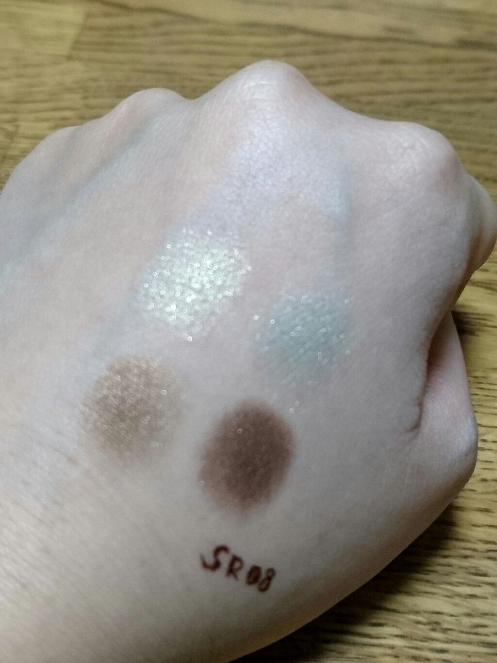 スキニーリッチシャドウ/excel/アイシャドウパレットを使ったクチコミ(3枚目)