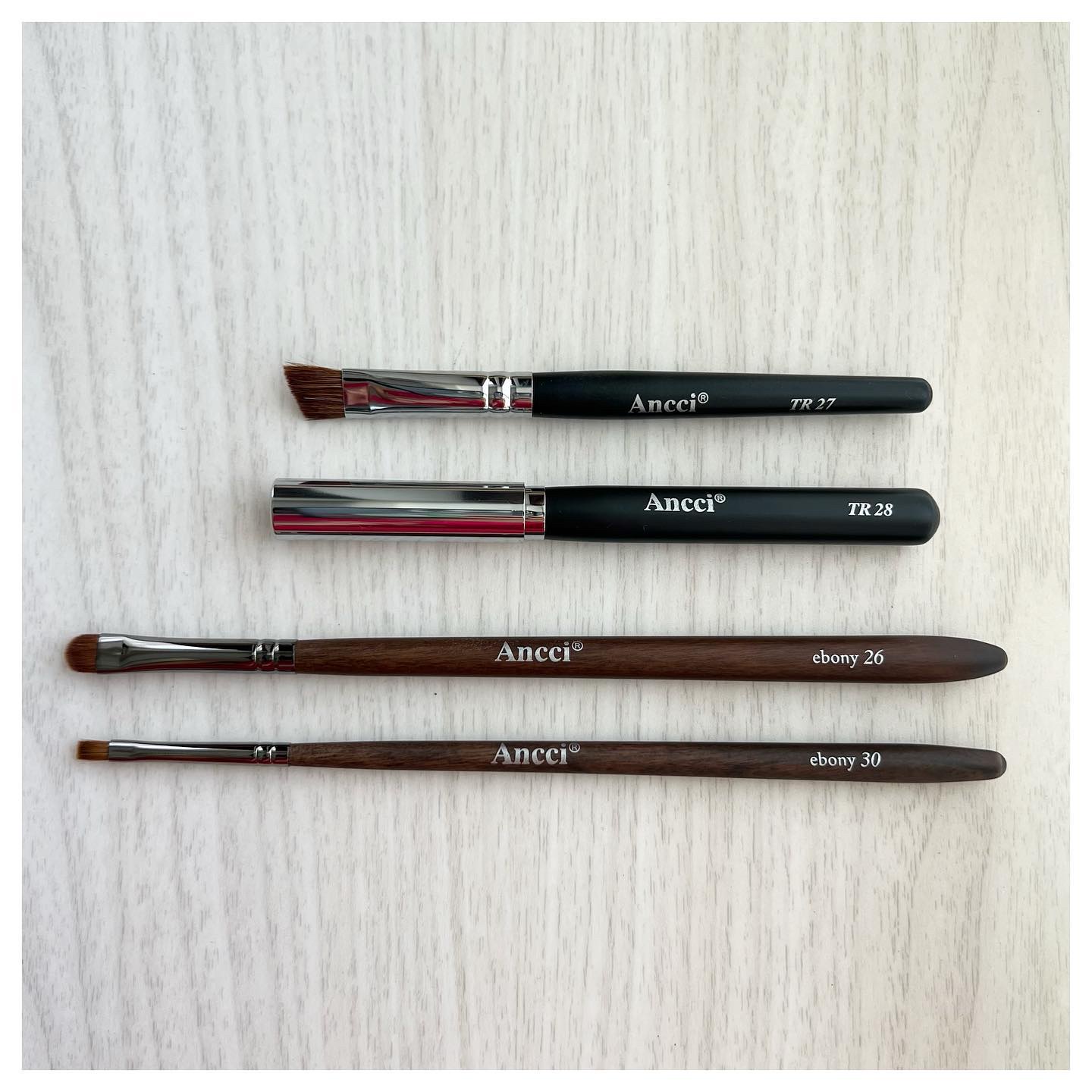 Ebony 26/Ancci brush/メイクブラシを使ったクチコミ（3枚目）