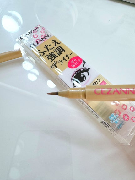 描くふたえアイライナー/CEZANNE/リキッドアイライナーを使ったクチコミ(3枚目)