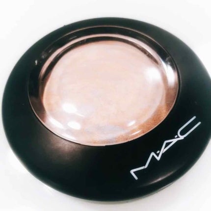 M·A·C ミネラライズ スキンフィニッシュ/M・A・C/パウダーハイライトを使ったクチコミ(2枚目)