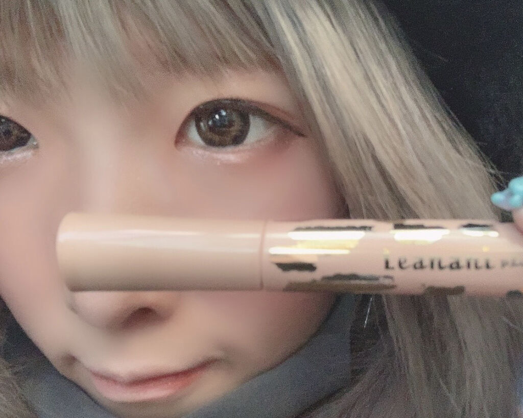 マスカラ出たから使ってみた😏💯
色はブロンズブラウンで
ボリュームタイプ！✨
他の美容系YouTuberさんも
おすすめする理由がわかったって感じ💭
色もメイクに馴染む感じで可愛いし
ボリュームもちゃんと出て
まぶた持ち上げてくれるか