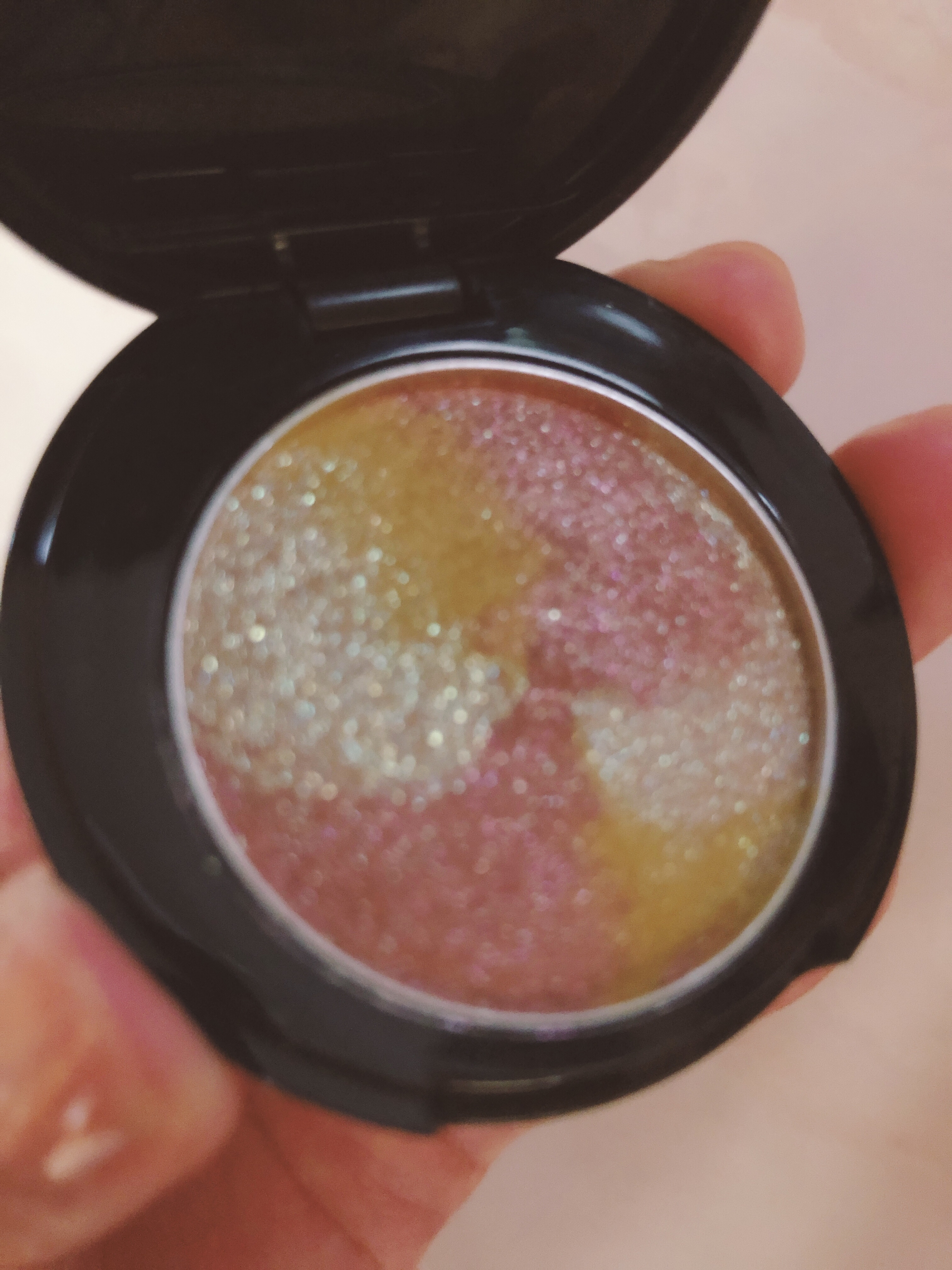 KATE 魂コレクション レアマーブルカラー/KATE/アイシャドウパレットを使ったクチコミ（2枚目）