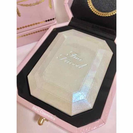 B&C Cosmetics on LIPS 「TooFacedダイヤモンドライトマルチユースハイライター D..」(4枚目)