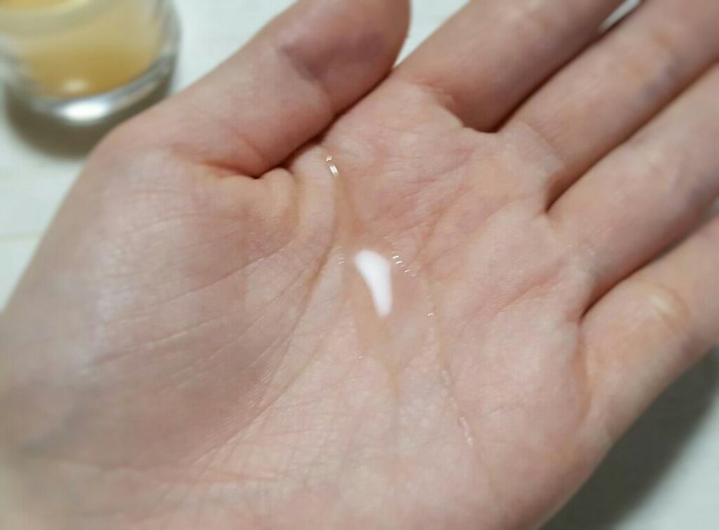 スキン リフレッシュトナー/E.SA.White(イー・サー・ホワイト)/化粧水を使ったクチコミ(3枚目)