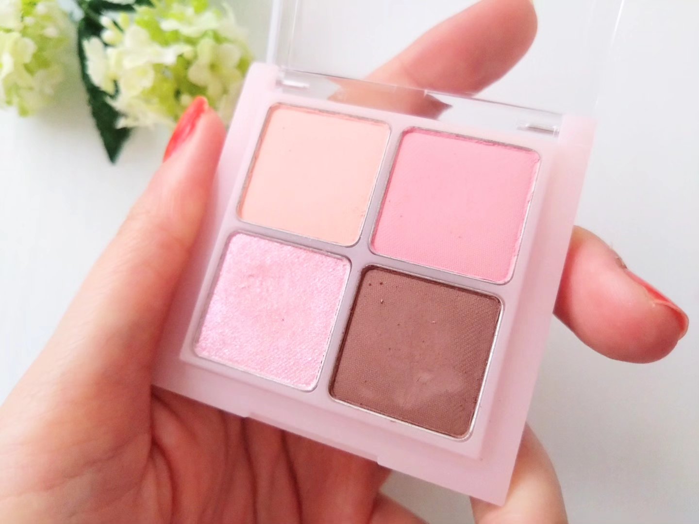 ベターザンアイズ ミルクシリーズ/rom&nd/アイシャドウパレットを使ったクチコミ（2枚目）