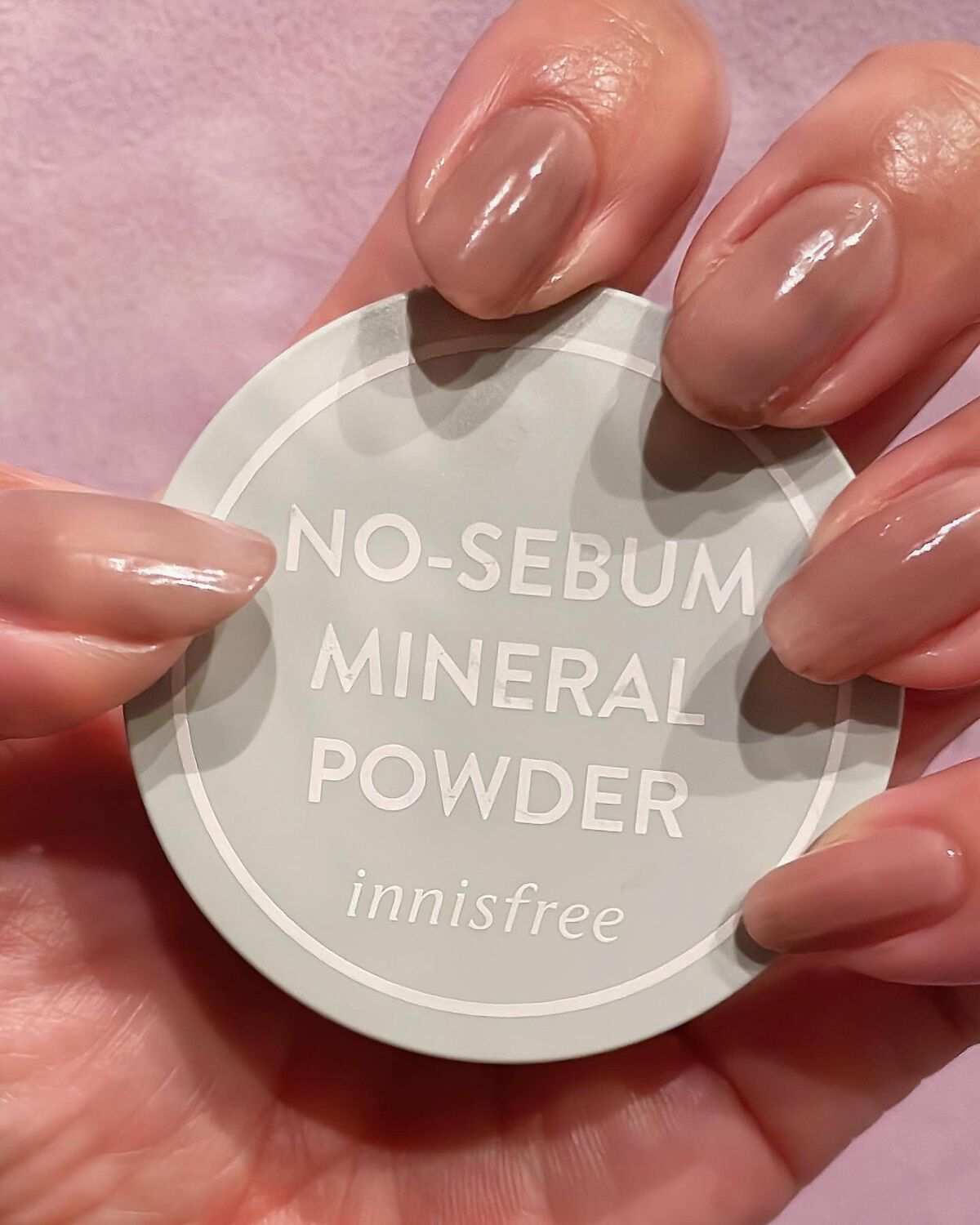 ノーセバム　ミネラルパウダー　N/innisfree/ルースパウダーを使ったクチコミ（2枚目）