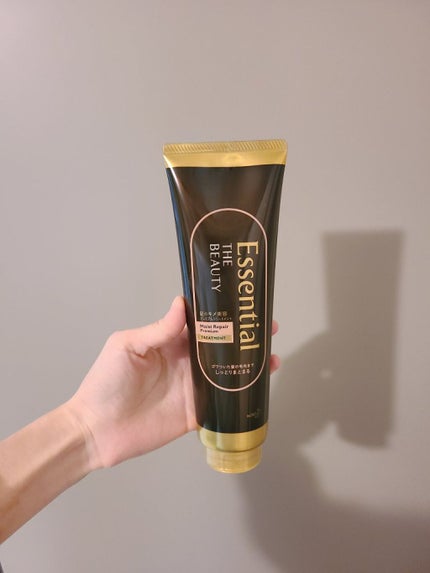 THE BEAUTY 髪のキメ美容プレミアムトリートメント<モイストリペアプレミアム>/エッセンシャル/洗い流すヘアトリートメントを使ったクチコミ(1枚目)