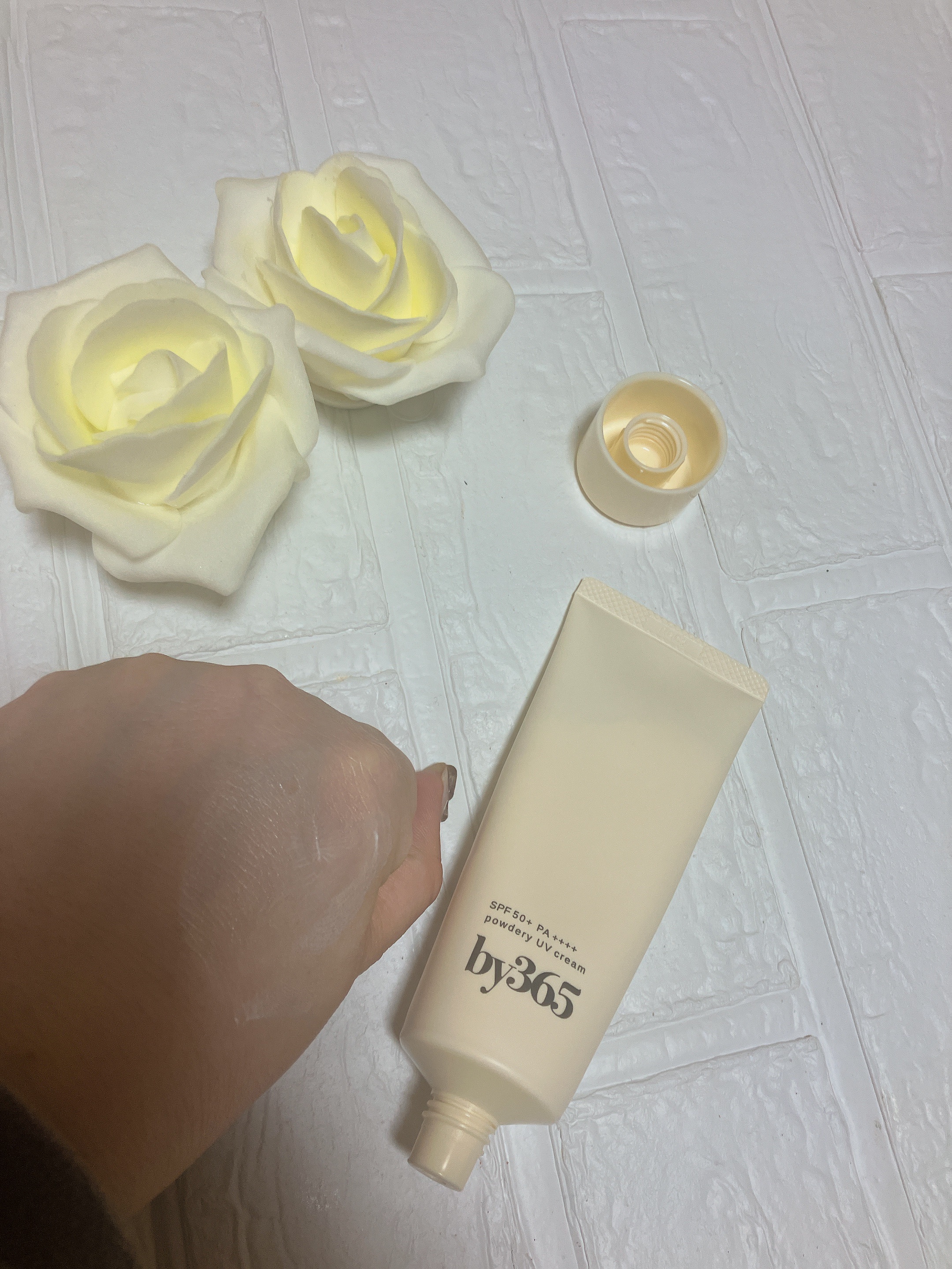 by365 パウダリーUVクリーム/ナリスアップ/日焼け止めクリームを使ったクチコミ（2枚目）