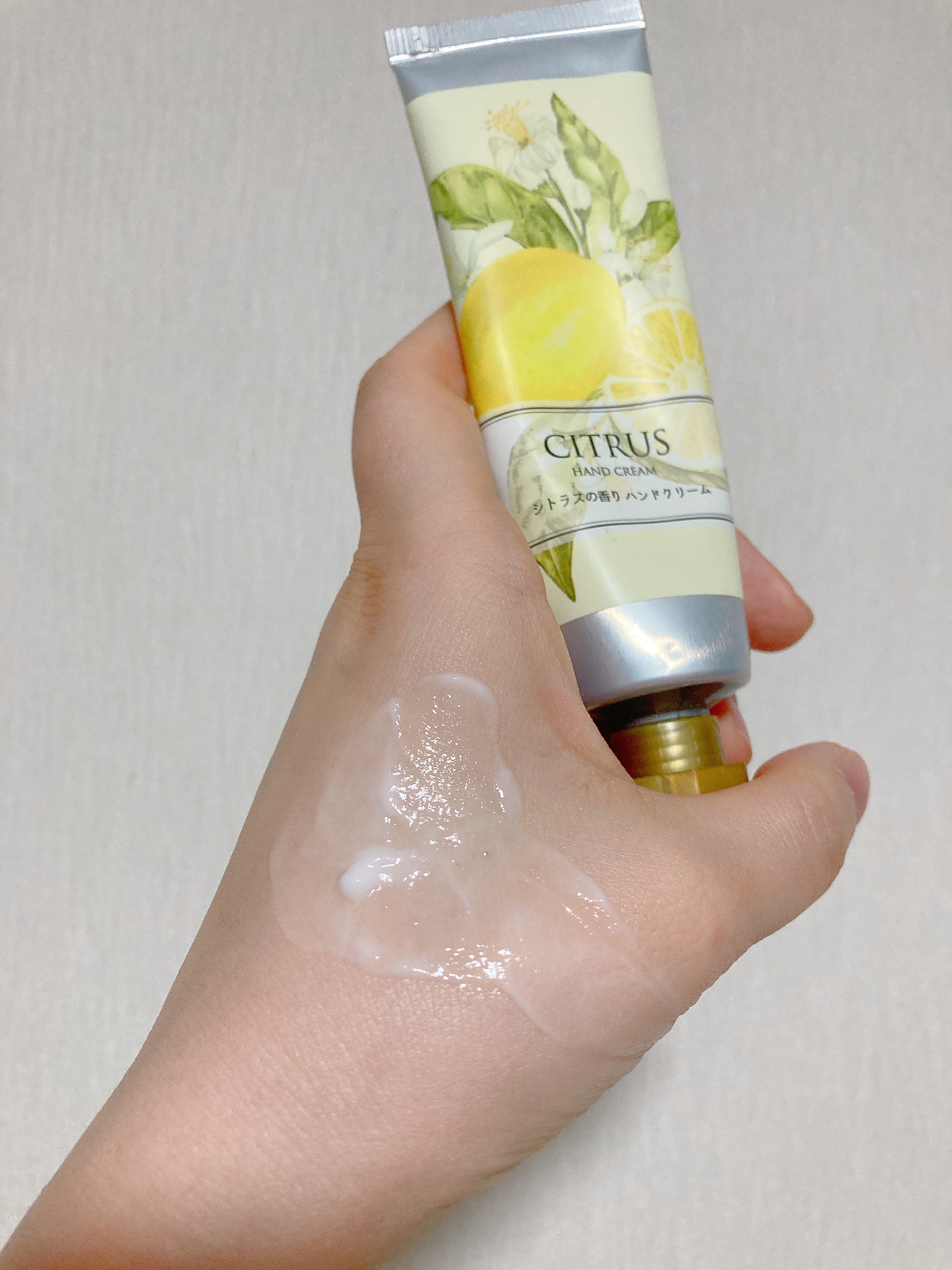 MT エレガントハンドクリーム シトラス/SACHIHARE/ハンドクリームを使ったクチコミ（3枚目）