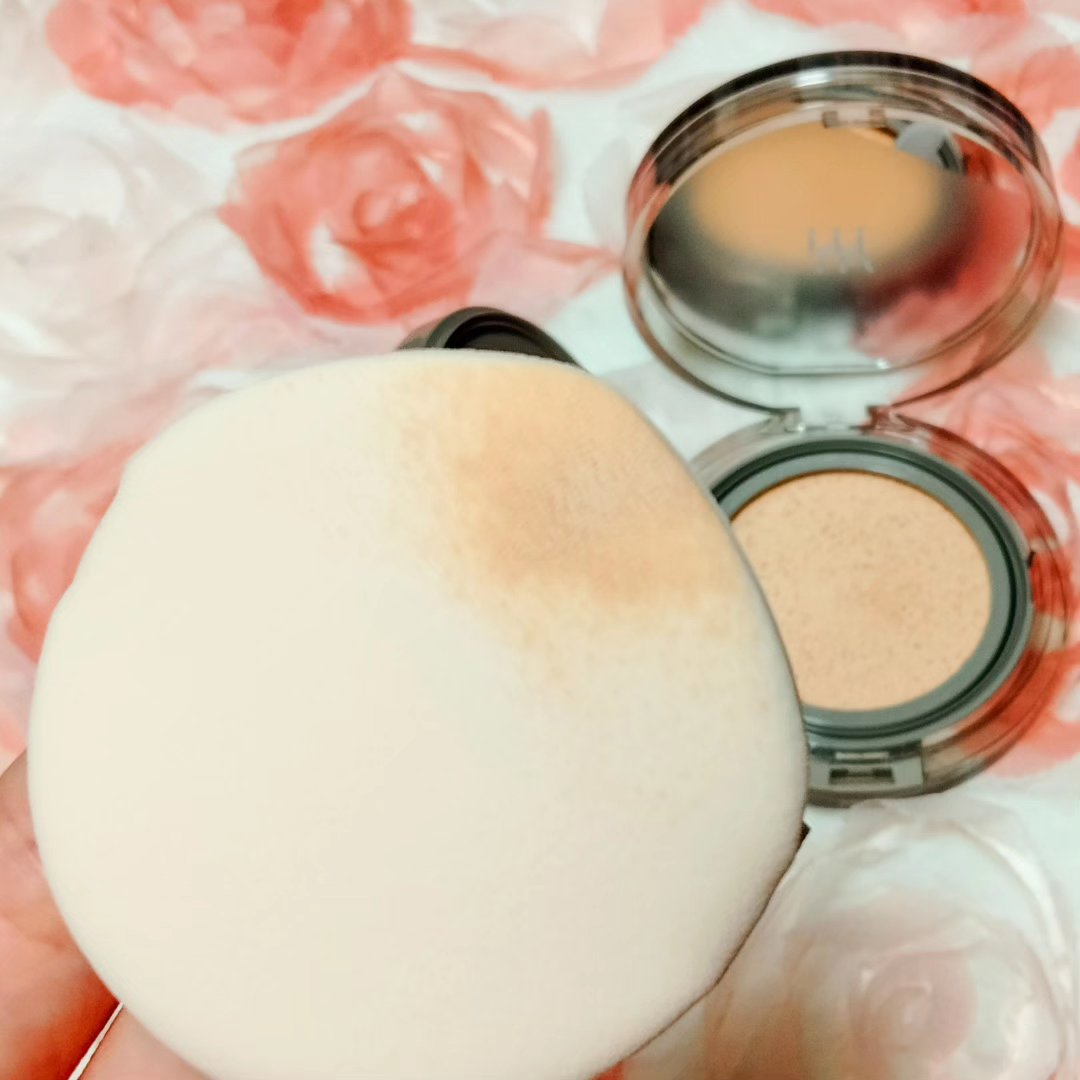 ブラーカバークッション/LUNA/クッションファンデーションを使ったクチコミ（3枚目）