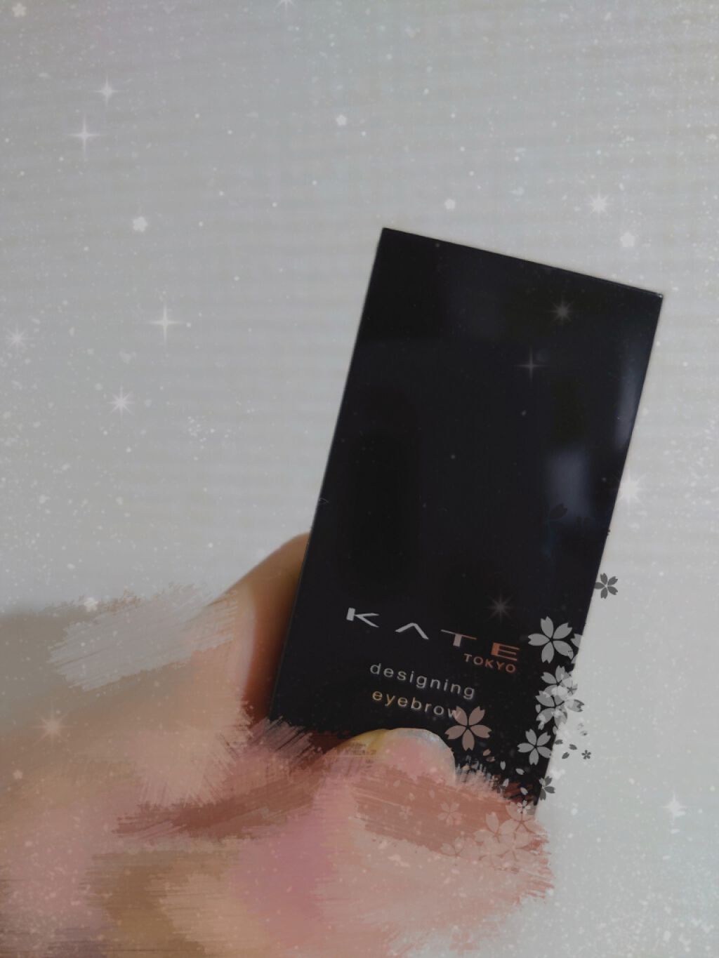 «KATE デザイニングアイブロウ3D EX-4 ライトブラウン系»
税抜き ￥1,100
#推しKATE #KATE #アイブロウ #デザイニングアイブロウ #ライトブラウン

私は肌が白い方なので、ノーズシャドウにも使いたくてライトブラ