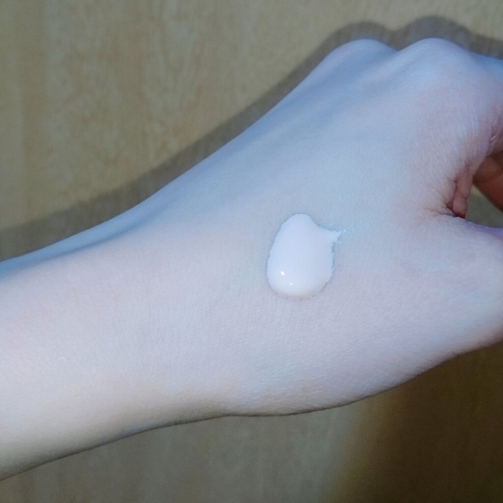 D-UVクリア ホワイトソリューション/アスタリフト/日焼け止めクリームを使ったクチコミ（2枚目）