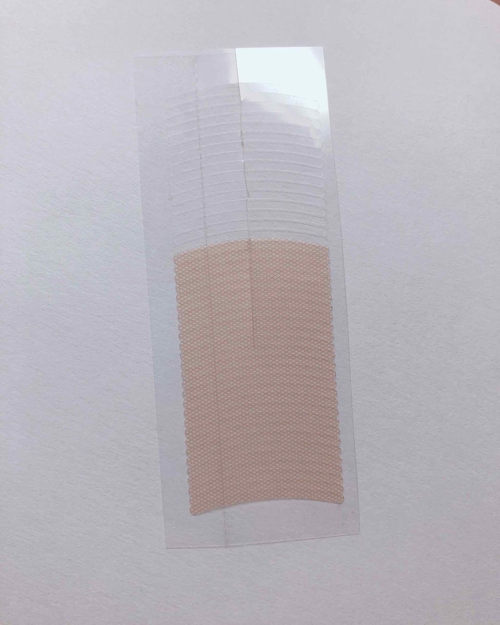 のびーるアイテープ(絆創膏タイプ、レギュラー)/DAISO/二重まぶた用アイテムを使ったクチコミ(3枚目)