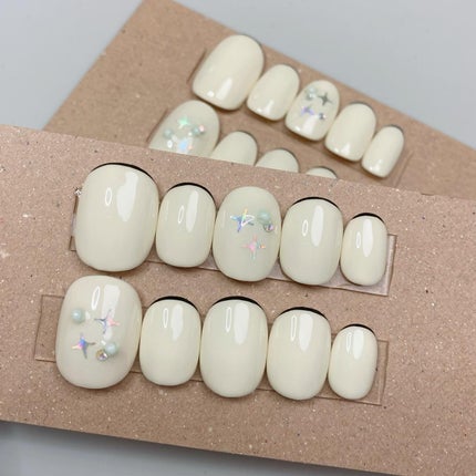 #シンプルネイル,#フレンチネイル,#細フレンチネイルのネイルデザイン