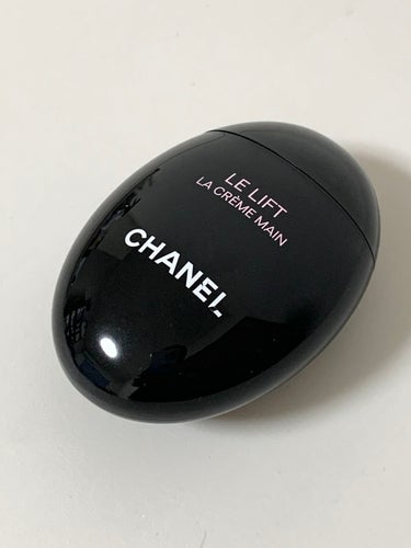 CHANEL ル リフト ラ クレーム マンのクチコミ「手を透明に美しく見せるハンドクリーム
………………………………

◼️ブランド
シャネル

◼.....」（1枚目）