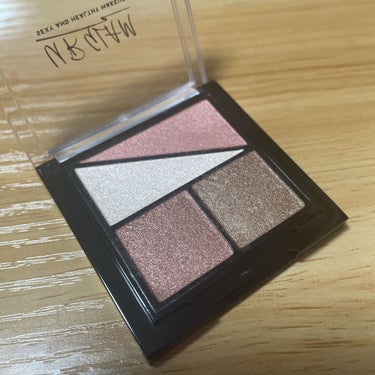 UR GLAM　VELVET EYE COLOR PALETTE/U R GLAM/パウダーアイシャドウを使ったクチコミ（2枚目）