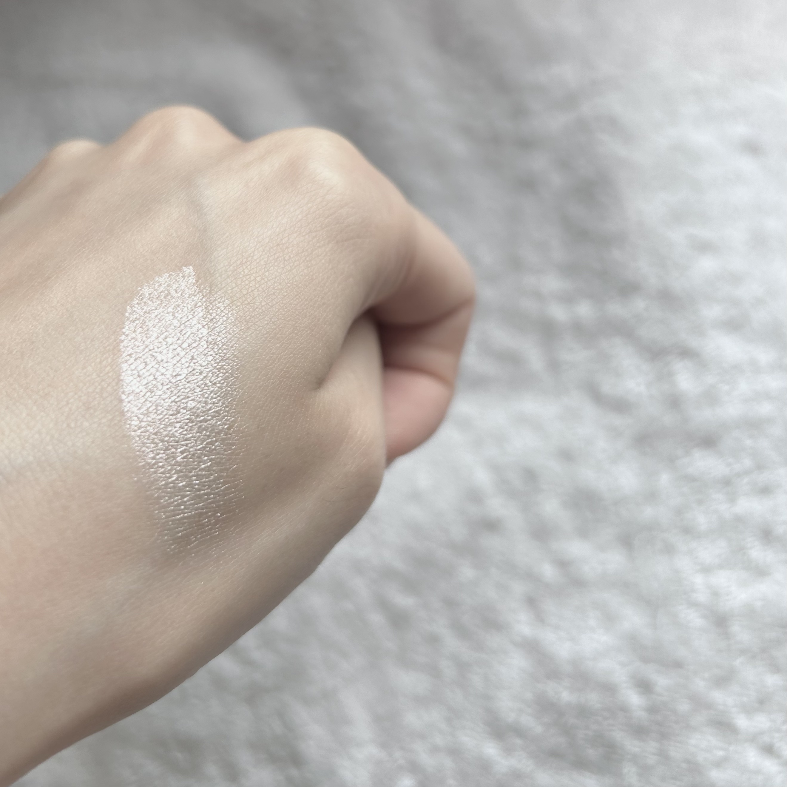 SHISEIDO オーラデュウ プリズム イルミネーターのクチコミ「《 SHISEIDO / オーラデュウ プリズム イルミネーター 》

ハイライト好きさん必見.....」（2枚目）