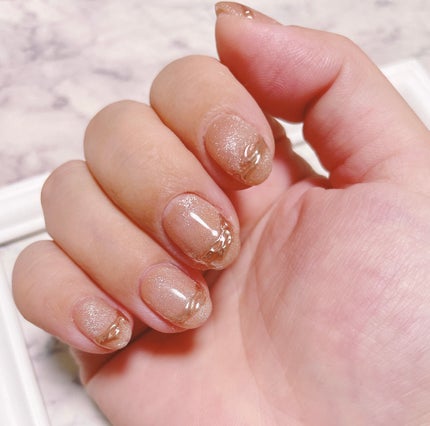 カフェモカ☕ on LIPS 「#アシンメトリーネイル私は右利きです。なので左手のネイルは難し..」(2枚目)