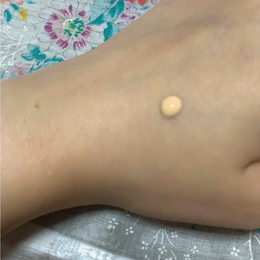 ペタル 55 ファンデーション ブラシ/shu uemura/メイクブラシを使ったクチコミ(2枚目)