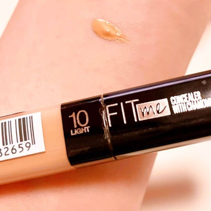 フィットミー コンシーラー 10/MAYBELLINE NEW YORK/リキッドコンシーラーを使ったクチコミ(2枚目)