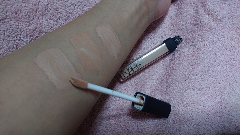 ラディアントクリーミーコンシーラー/NARS/リキッドコンシーラーを使ったクチコミ（3枚目）