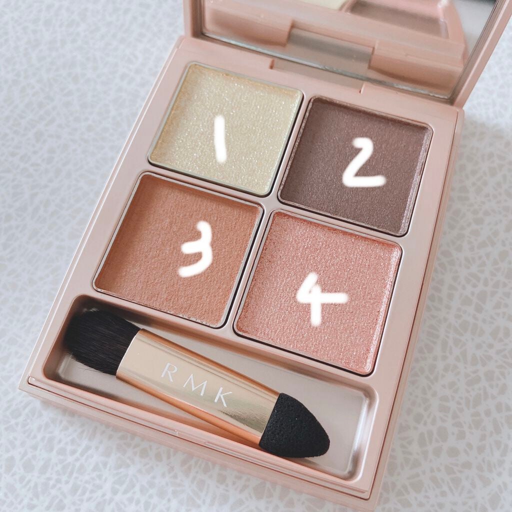 ローズウッドデイドリーム 4アイズ /RMK/アイシャドウパレットを使ったクチコミ(3枚目)