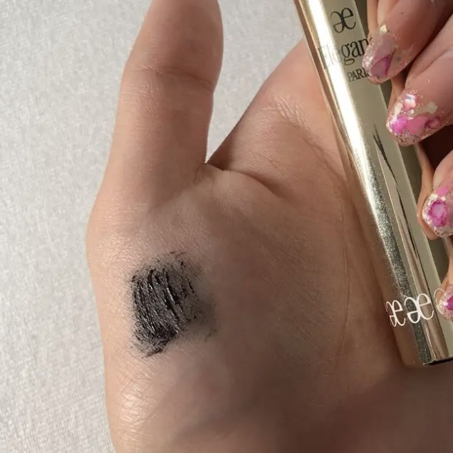 エレガンス グラヴィティレス マスカラ/Elégance/マスカラを使ったクチコミ（2枚目）